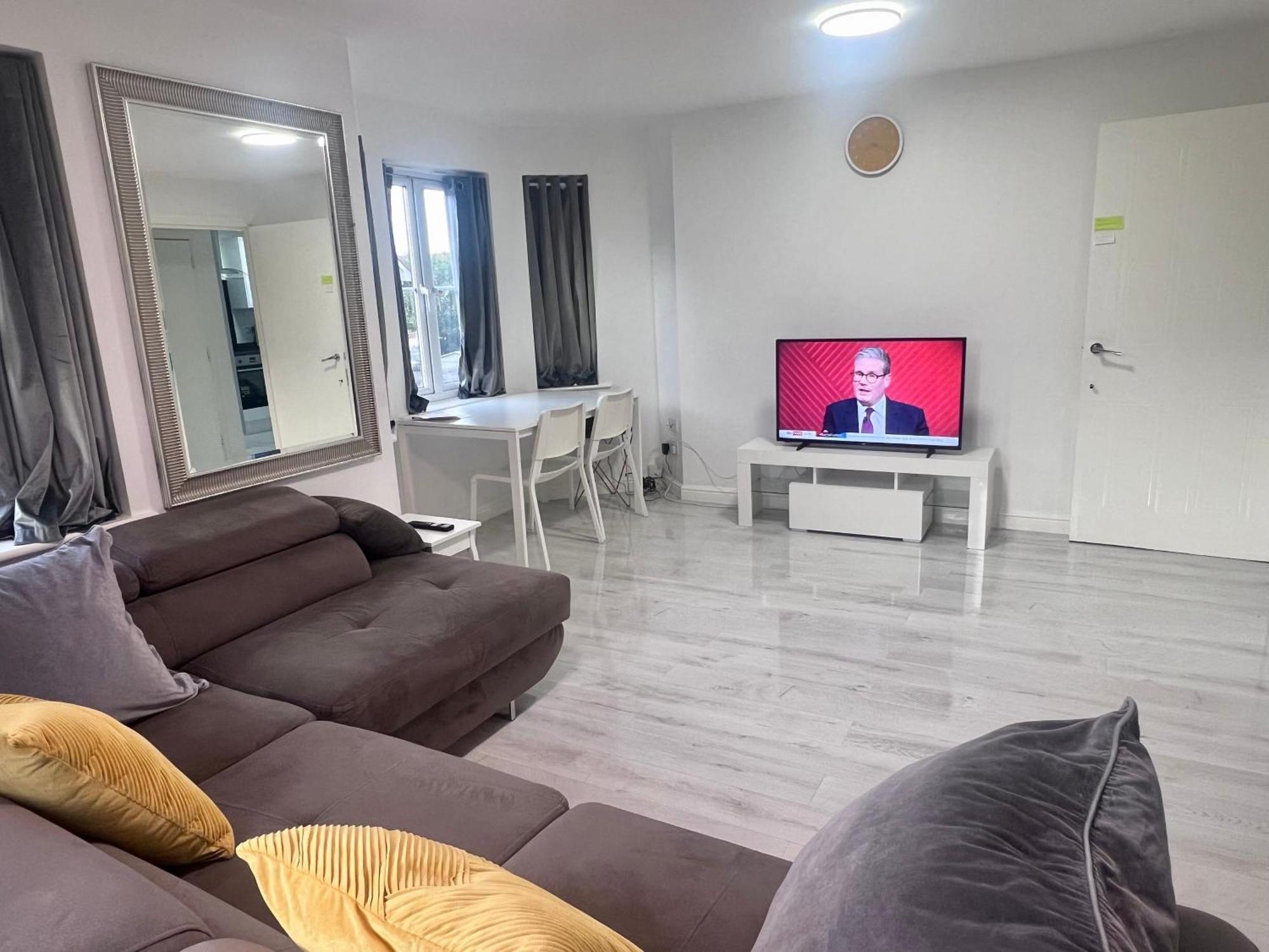 Royallodge Лондон Екстер'єр фото